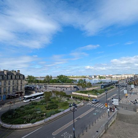 Appartement De Charme Sous Les Toits Avec Vue Sur La Garonne Bordeaux Extérieur photo