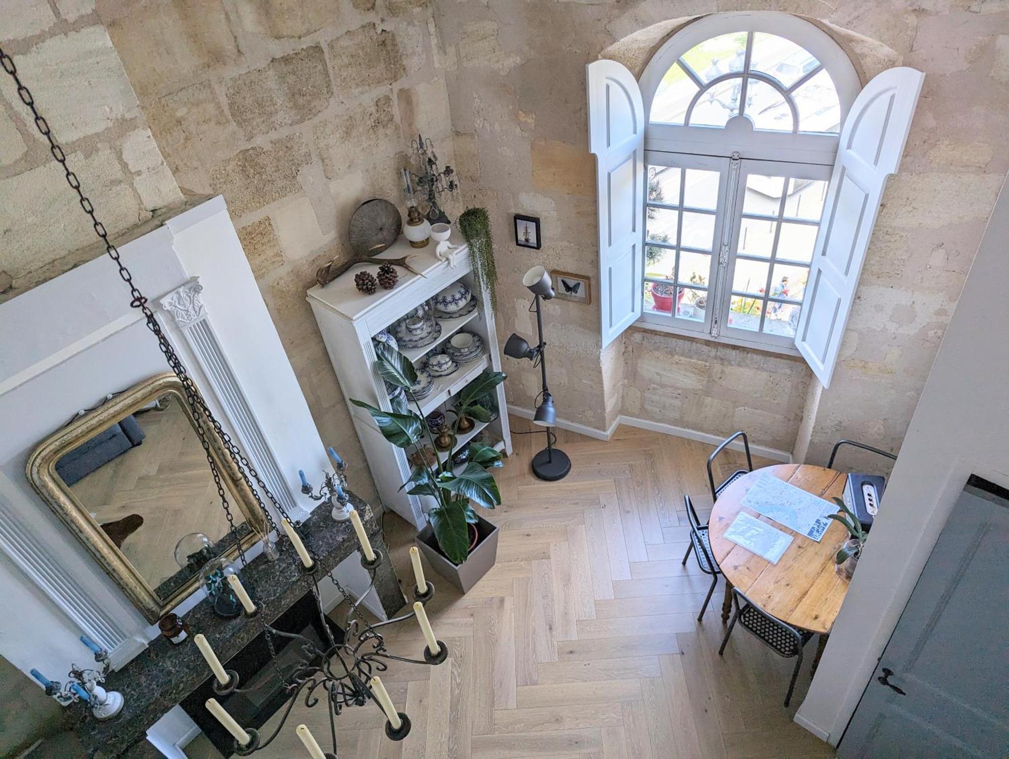 Appartement De Charme Sous Les Toits Avec Vue Sur La Garonne Bordeaux Extérieur photo